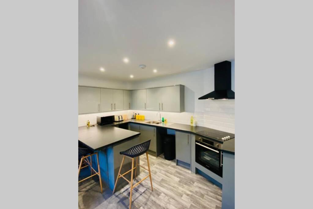 Stunning New Apartment Set In St Leonards On Sea Hollington  Екстериор снимка